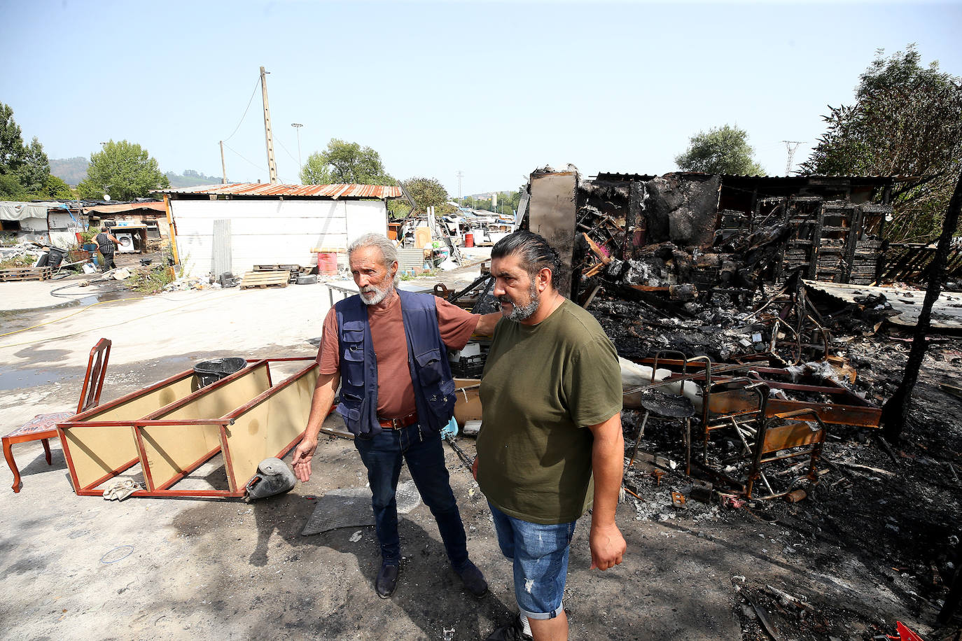 Así amaneció el poblado de Llanera tras el incendio