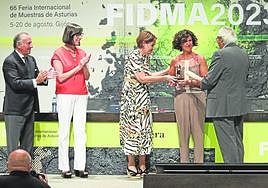 Asistencia. La afluencia al acto del Ateneo Jovellanos fue masiva.