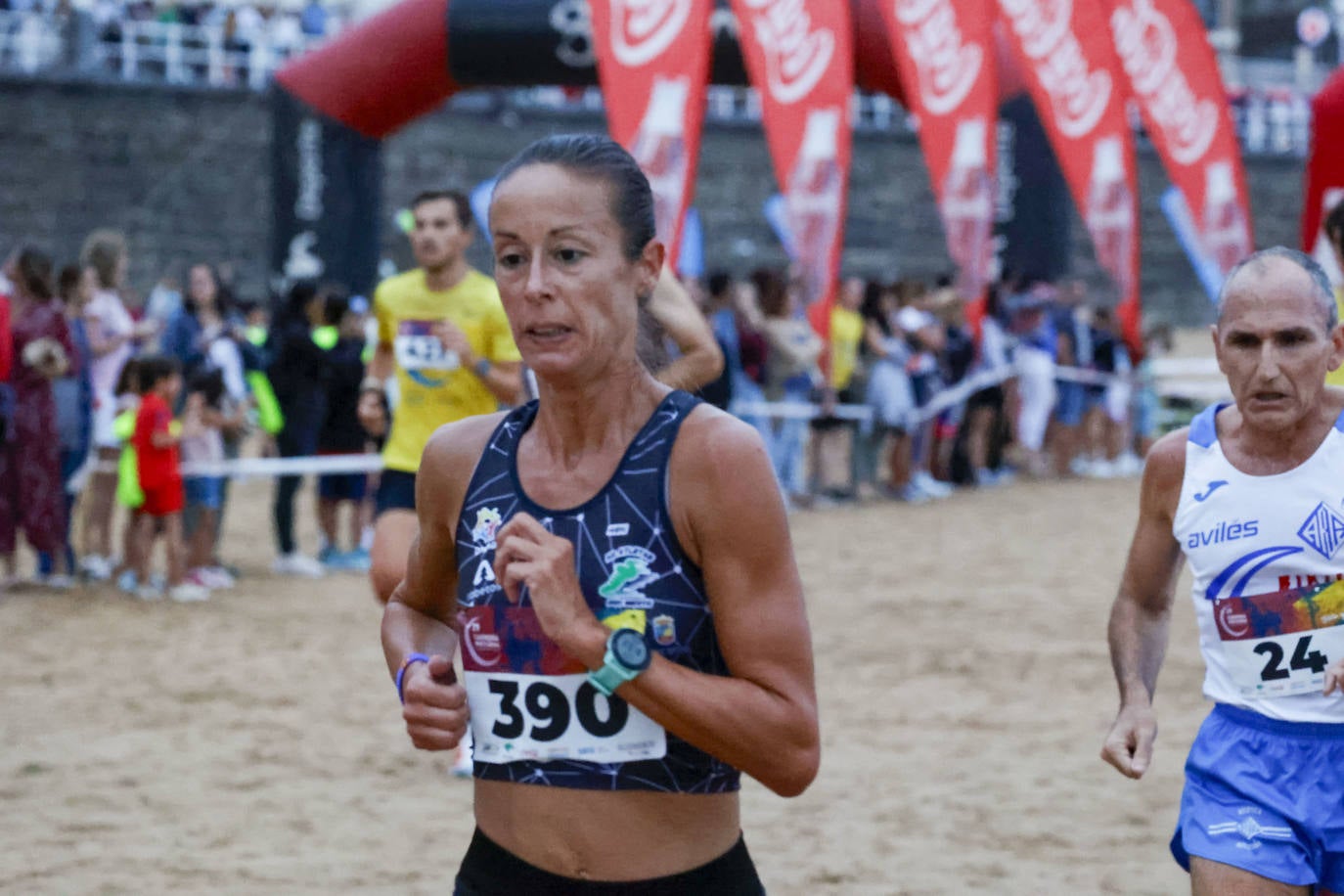 Juan Ojanguren y Marina Guerra se coronan en San Lorenzo