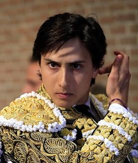 Imagen secundaria 2 - El Juli se encerrará con seis astados en Gijón. | Morante de la Puebla. | Roca Rey