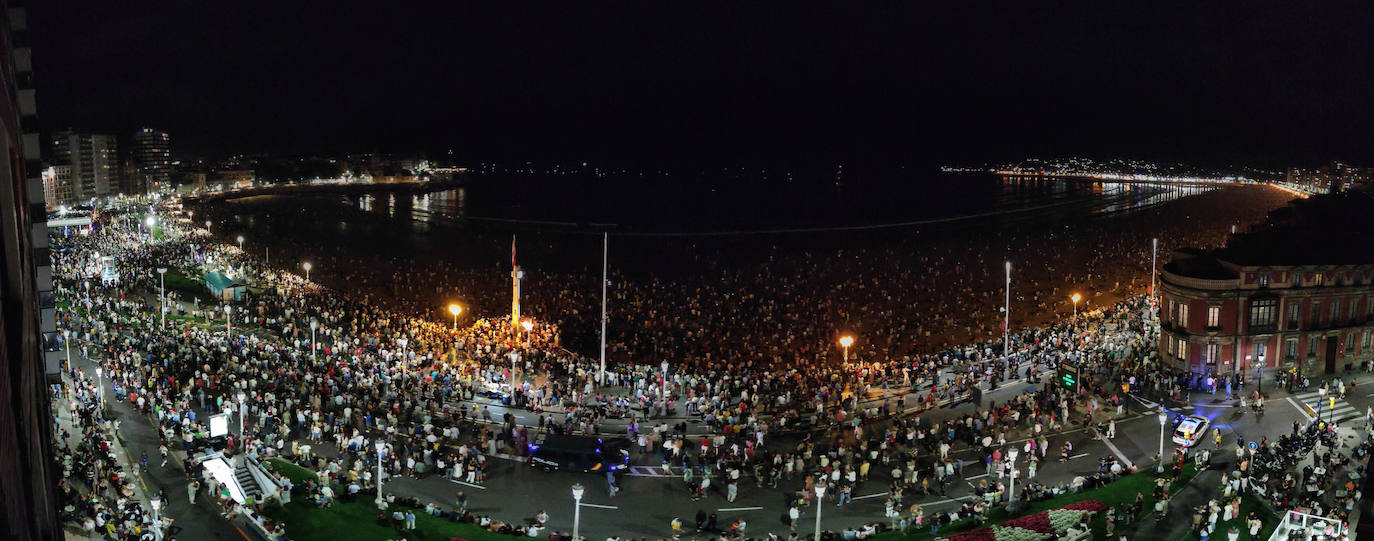 Los impresionantes Fuegos de Gijón