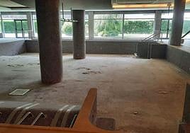 El vaso del spa, sin agua para realizar las obras de reconstrucción.