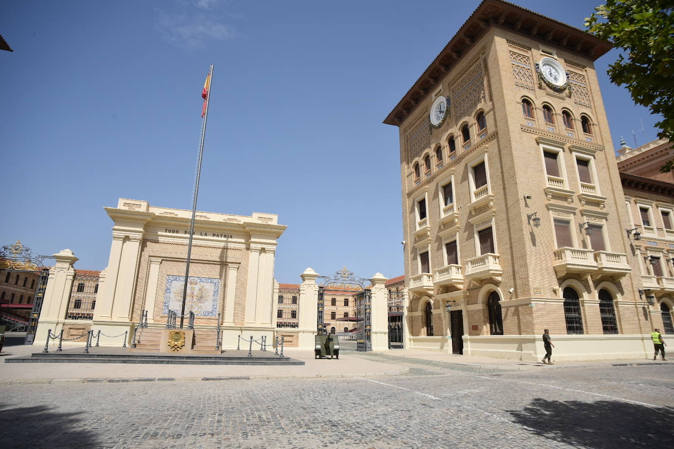 El interior de la academia militar donde estudiará Leonor