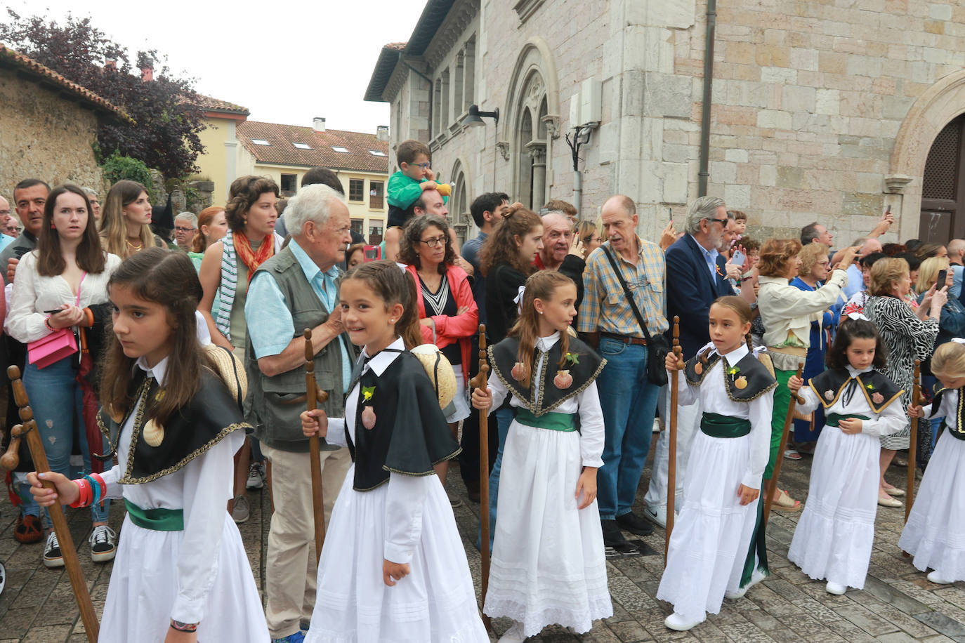 Emoción en Llanes por San Roque
