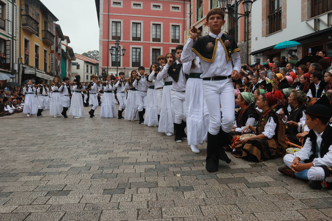 Emoción en Llanes por San Roque