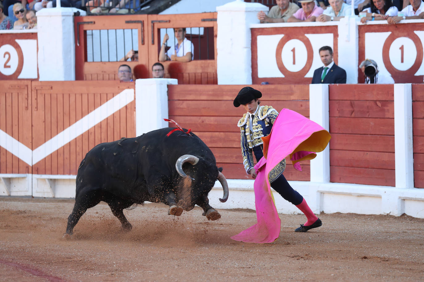 Así fue la cuarta corrida de la Feria Taurina de Gijón