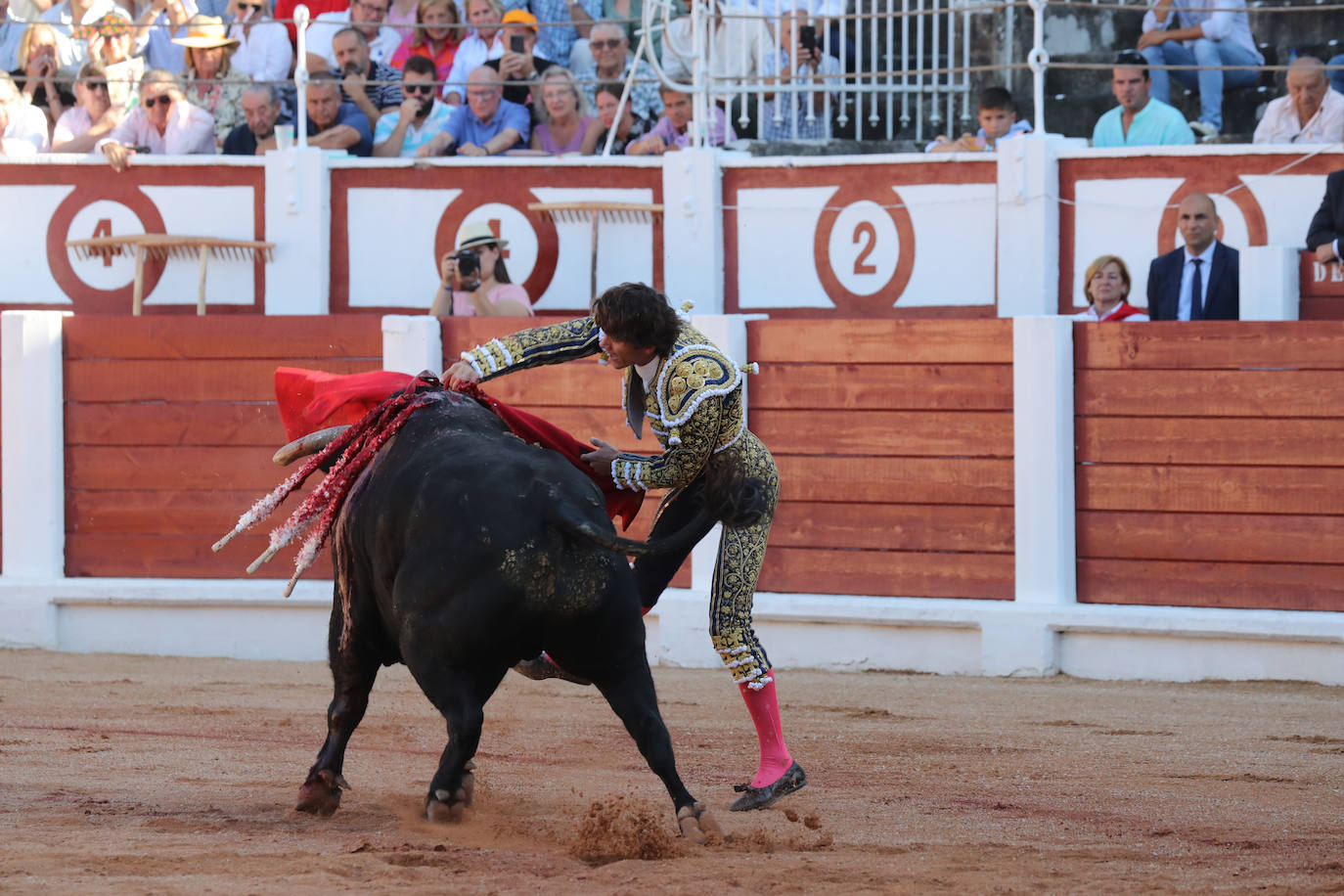 Así fue la cuarta corrida de la Feria Taurina de Gijón