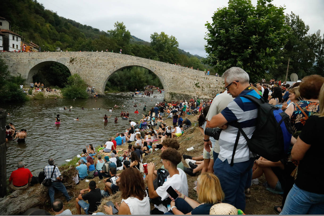 La falta de agua desluce el Descenso Folklórico del Nalón