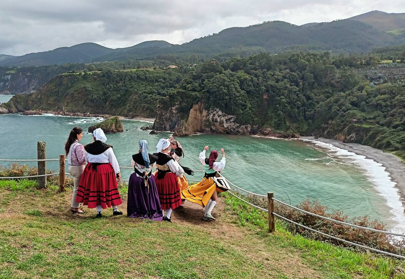 Romería por todo lo alto en Cadavedo con La Regalina