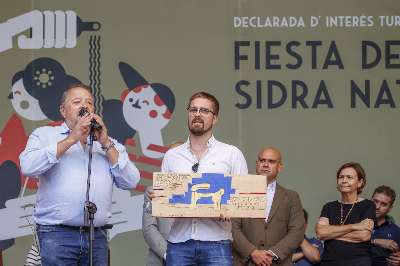 Fiesta sidrera en Gijón con sabor a Sidra Camín