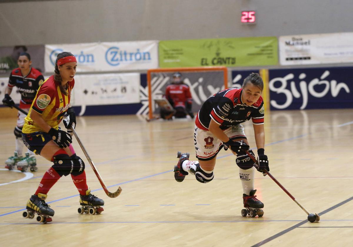 Jugadas del partido de OK Liga de hockey sobre patines entre el Telecable Hockey y el Manlléu, la pasada temporada.