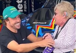 Fernando Alonso cumplió el sueño de su seguidora más longeva y pudo conocer a su ídolo, con un regalo incluido.