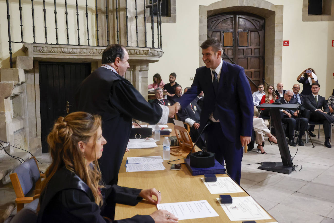 Acto de jura de los abogados en la Colegiata