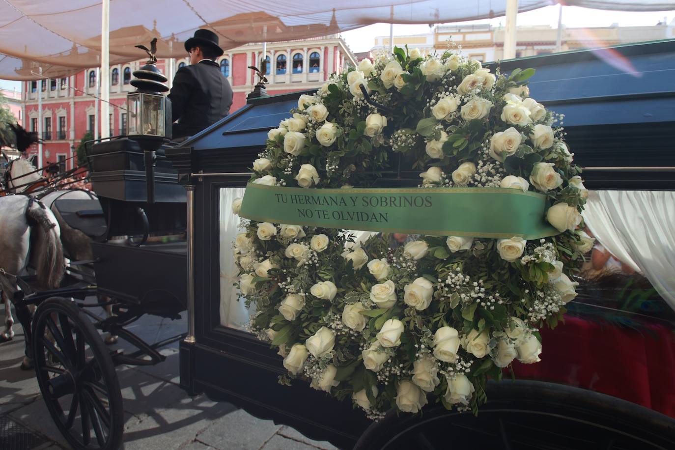 Multitudinario adiós a María Jiménez, una «artista inmortal»