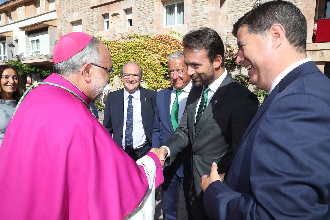 Reivindicación y tradición en la misa por la Santina