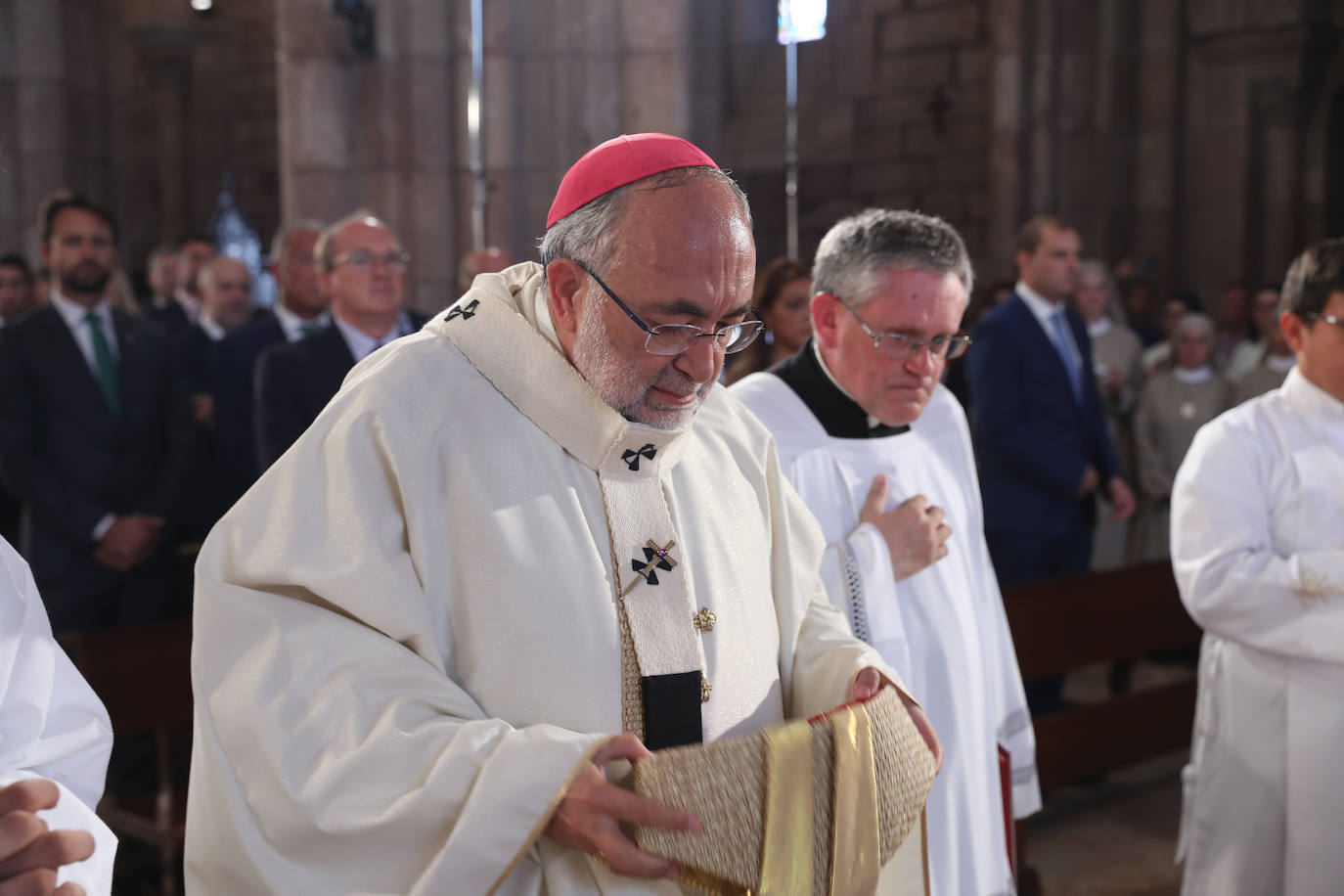 Reivindicación y tradición en la misa por la Santina