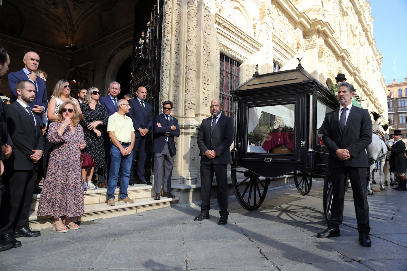 Multitudinario adiós a María Jiménez, una «artista inmortal»