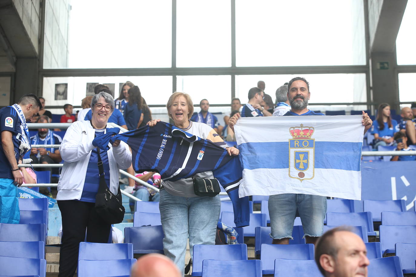 ¿Estuviste viendo el Oviedo - Sporting en el Tartiere? ¡Búscate en las fotos!