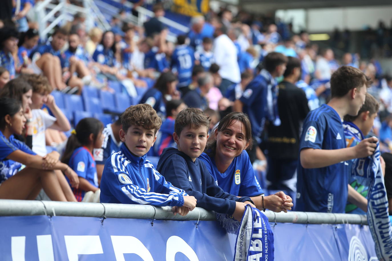 ¿Estuviste viendo el Oviedo - Sporting en el Tartiere? ¡Búscate en las fotos!