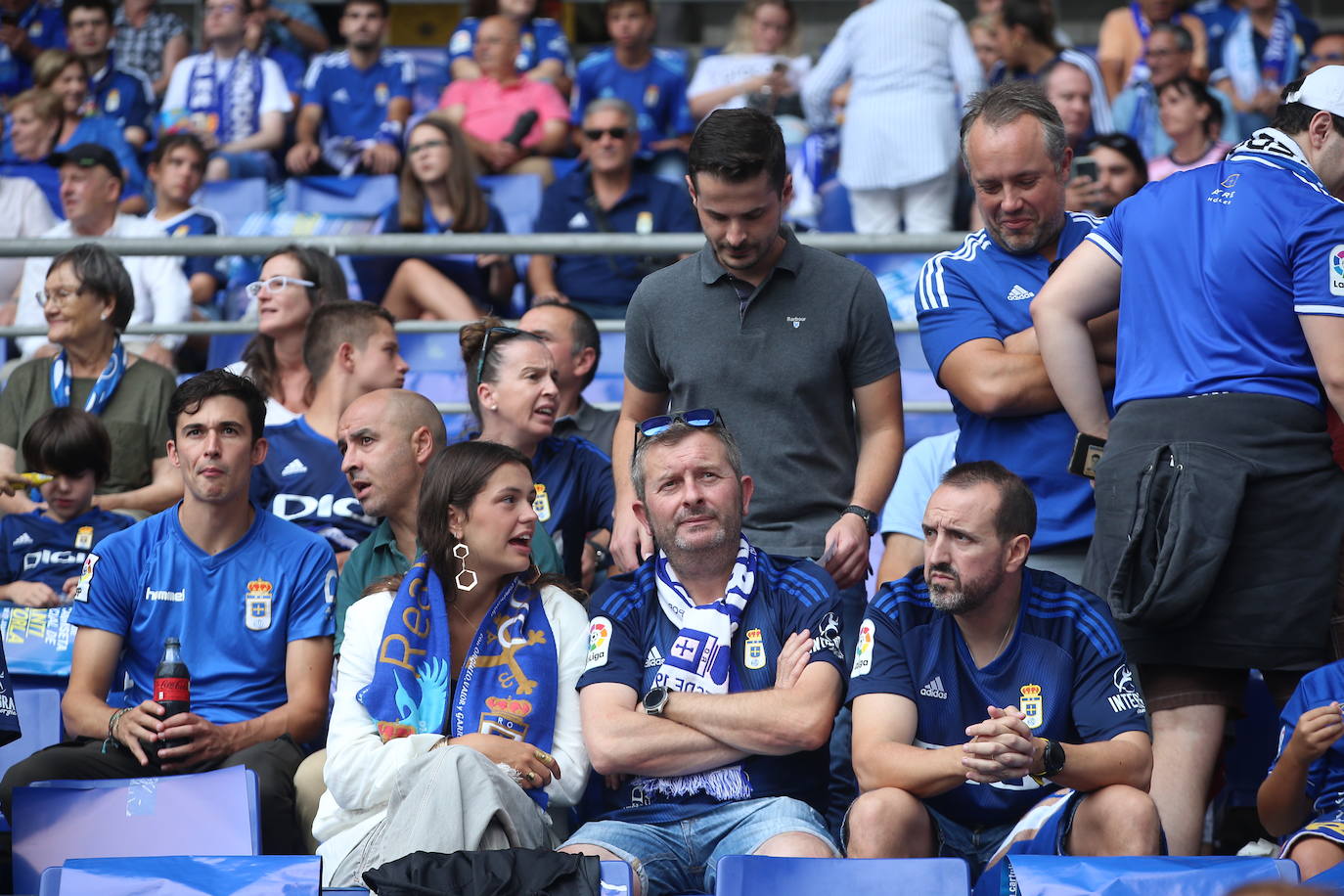 ¿Estuviste viendo el Oviedo - Sporting en el Tartiere? ¡Búscate en las fotos!