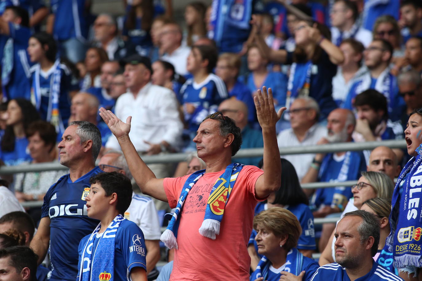 ¿Estuviste viendo el Oviedo - Sporting en el Tartiere? ¡Búscate en las fotos!