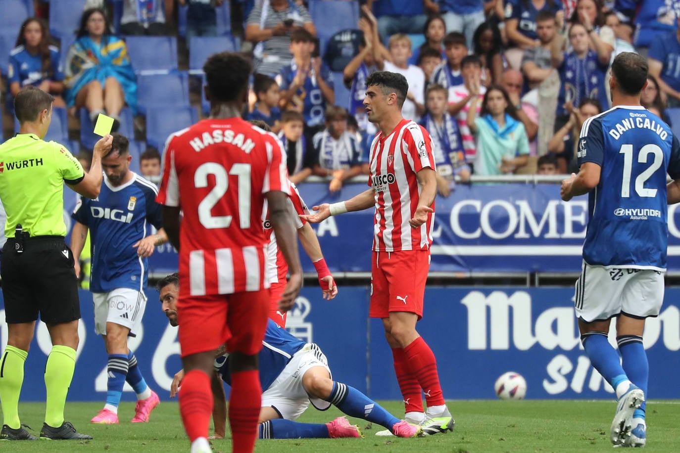 El partido entre el Oviedo y el Sporting, en imágenes
