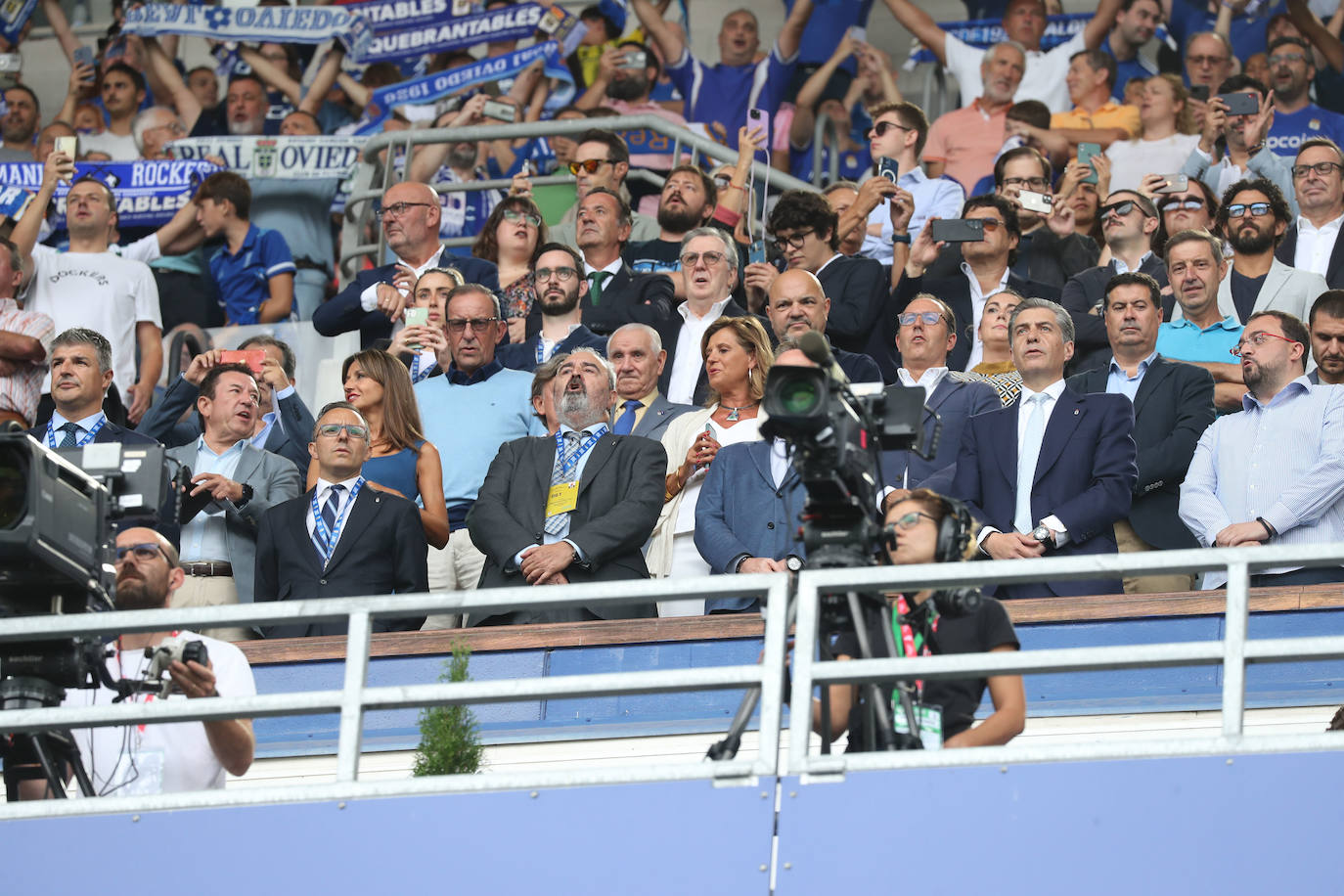 ¿Estuviste viendo el Oviedo - Sporting en el Tartiere? ¡Búscate en las fotos!