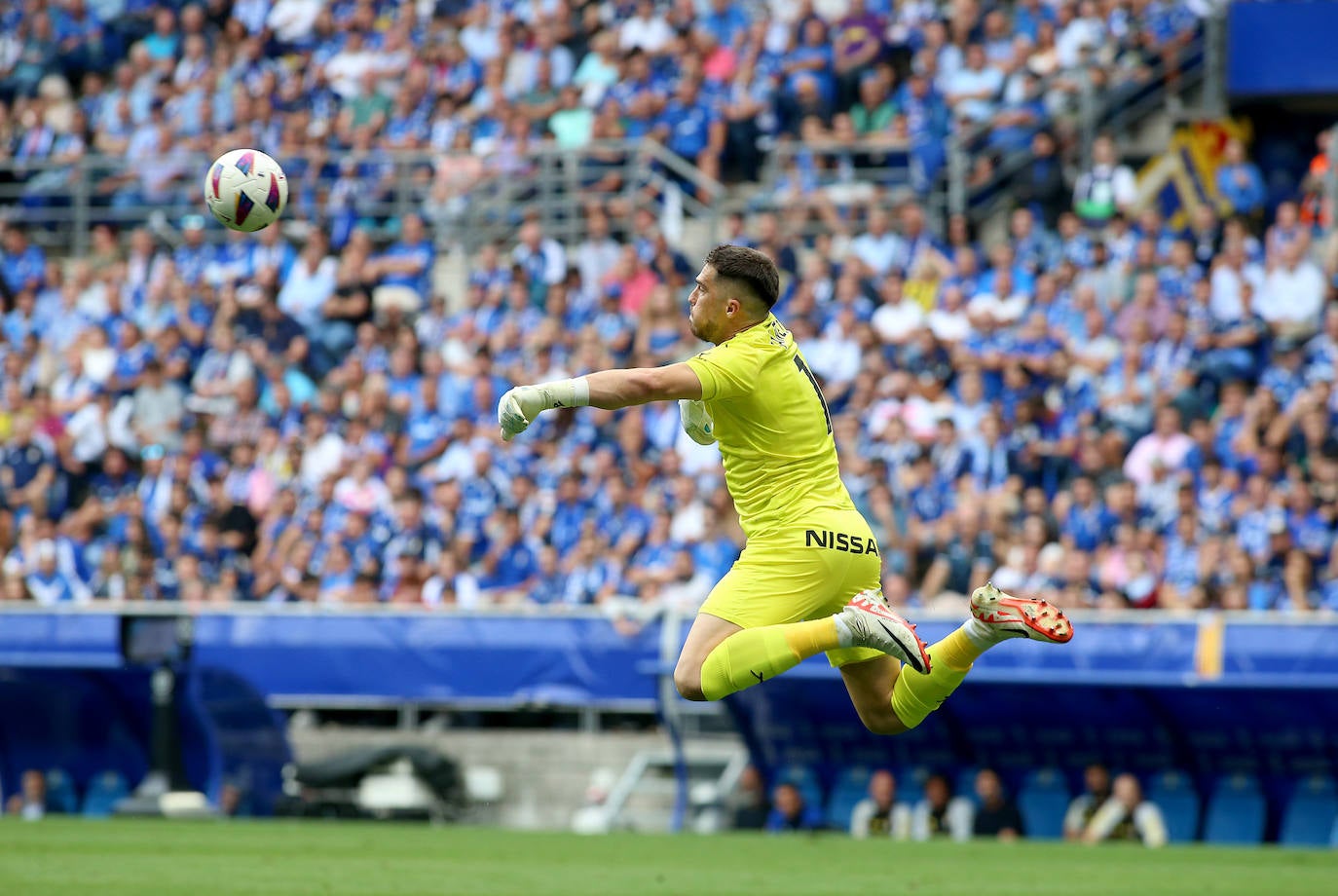 El partido entre el Oviedo y el Sporting, en imágenes