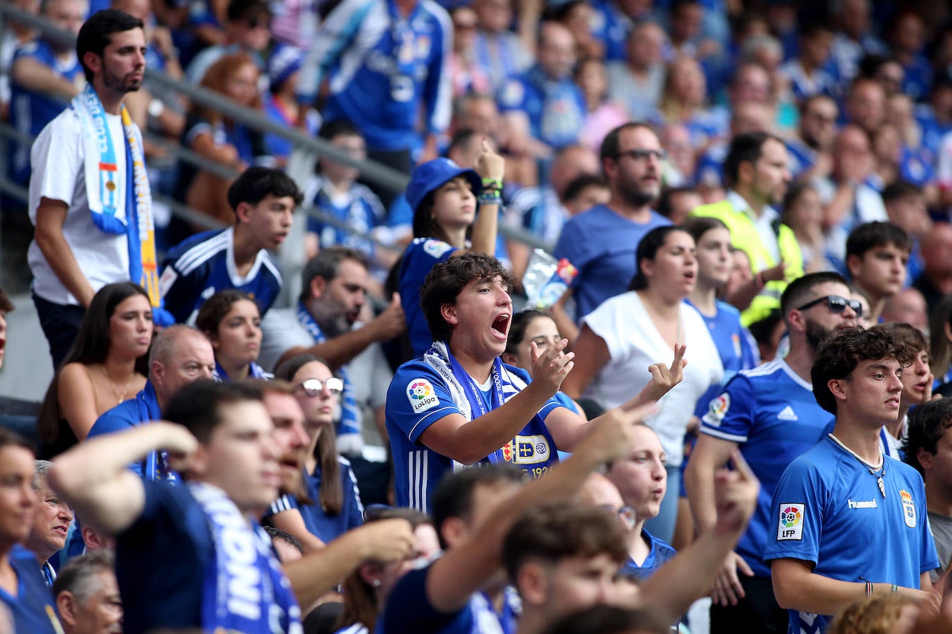 El partido entre el Oviedo y el Sporting, en imágenes