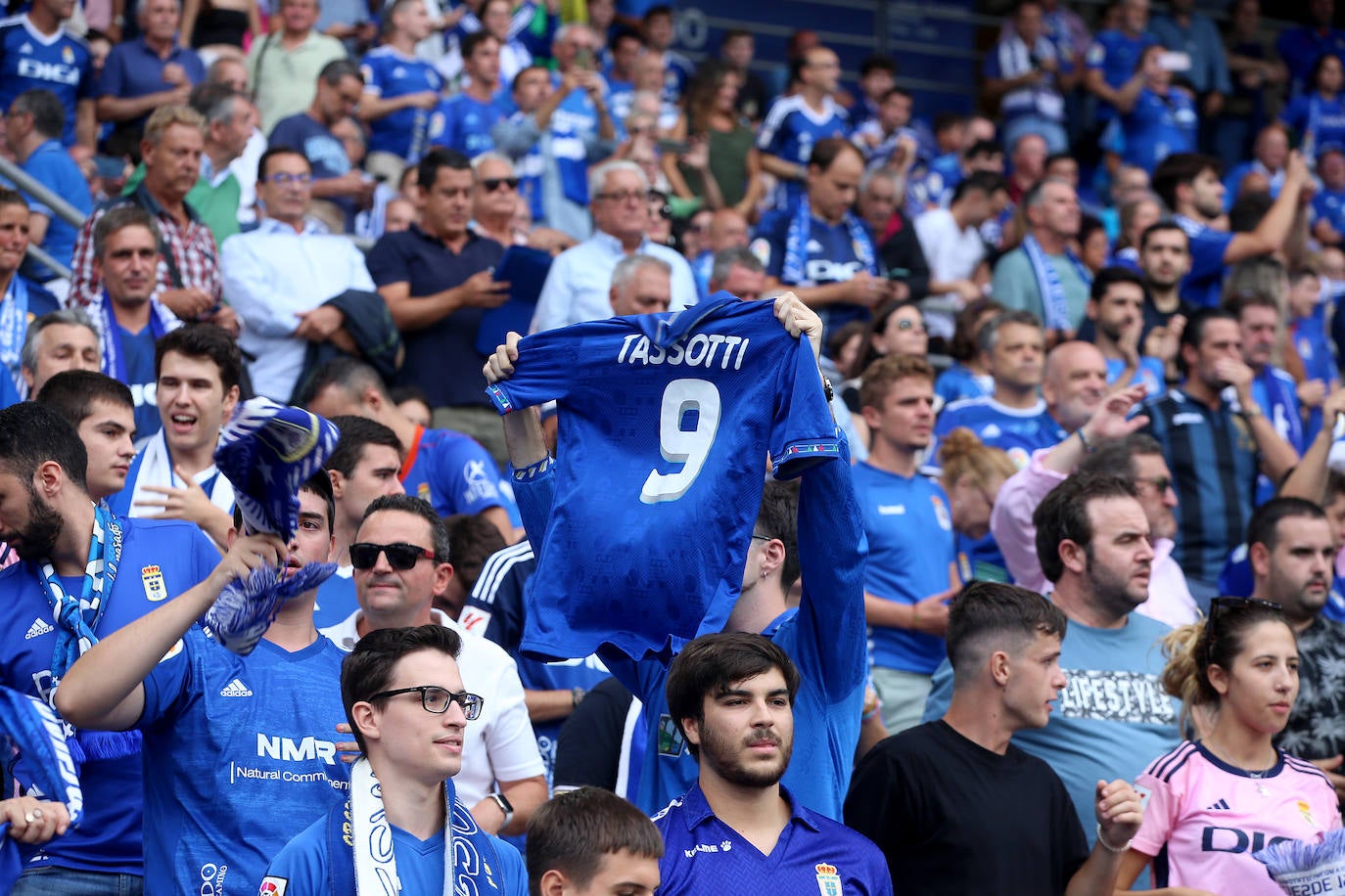 El partido entre el Oviedo y el Sporting, en imágenes