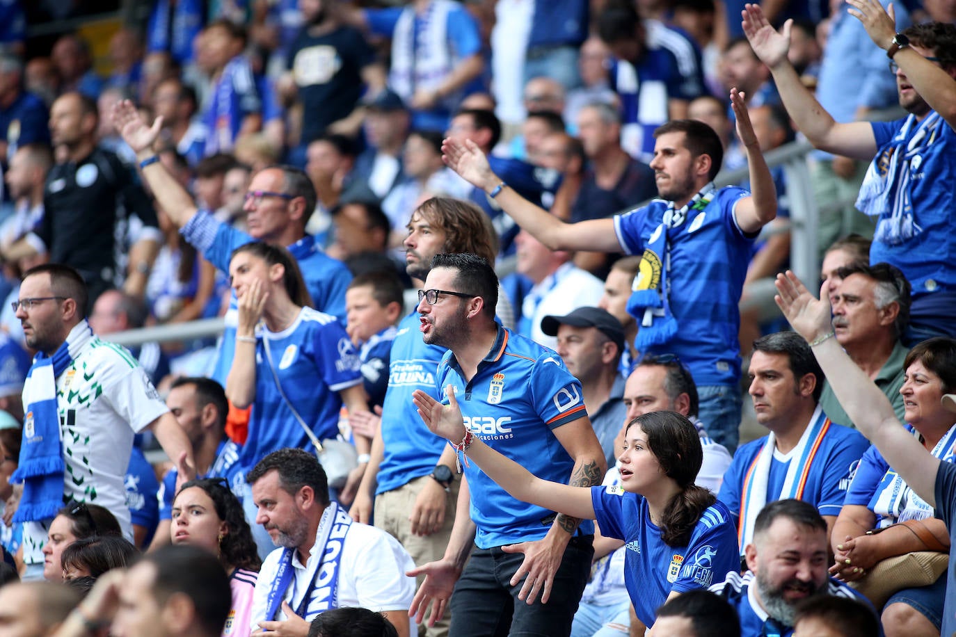 El partido entre el Oviedo y el Sporting, en imágenes