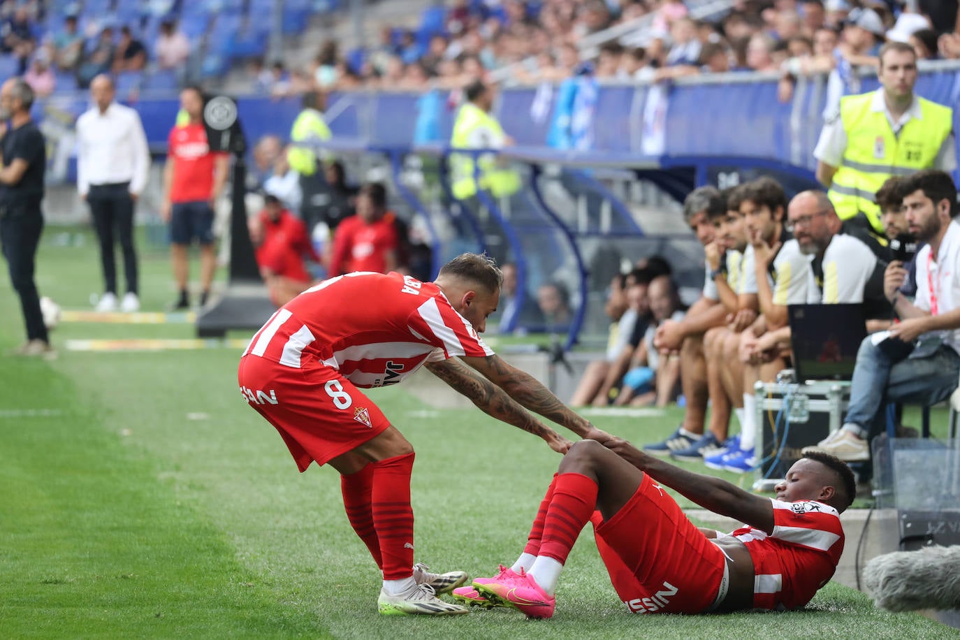 El partido entre el Oviedo y el Sporting, en imágenes