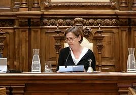 La alcaldesa de Gijón, Carmen Moriyón, durante el pleno municipal de este miércoles.