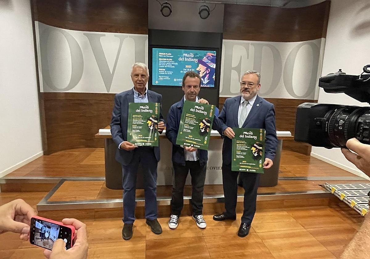 Alfonso Camba, Nacho Manzano y Alfredo García Quintana, ayer en la presentación del menú.