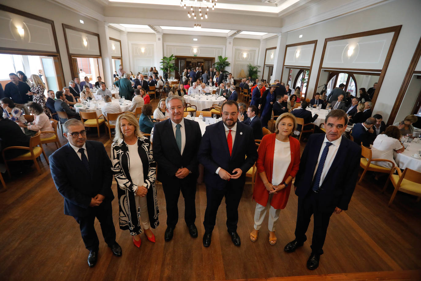 Barbón desgrana los ejes fundamentales de su Gobierno