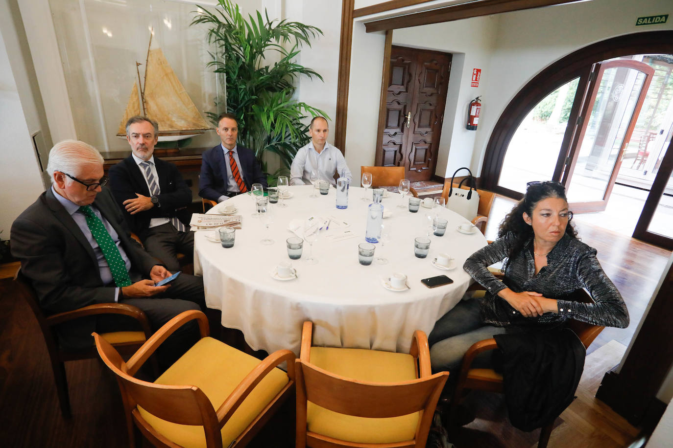 Barbón desgrana los ejes fundamentales de su Gobierno