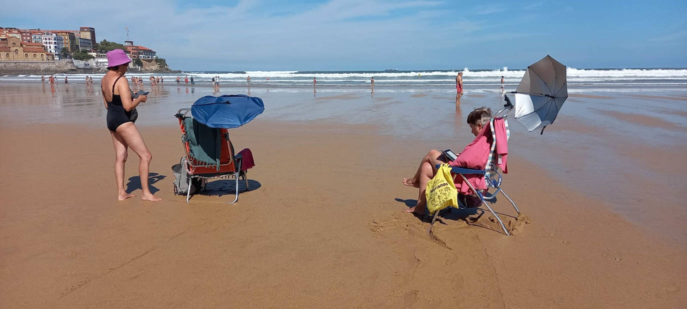 El verano se despide a lo grande en Gijón