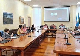 Miembros de las AMPAS se reunieron con el alcalde, Iván Fernández.