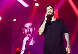 Melendi, en su tercer y último concierto en las fiestas de San Mateo.