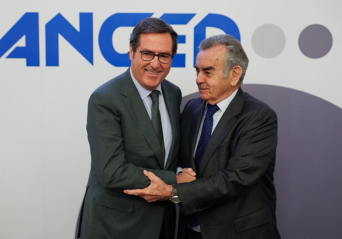 Antonio Garamendi con Alfonso Merry del Val.