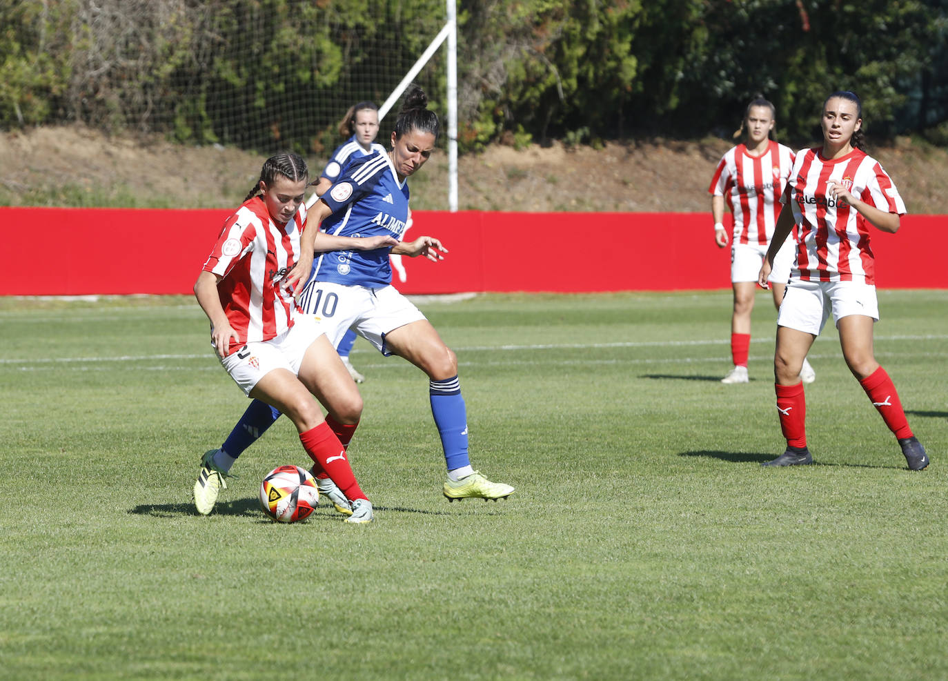 Las mejores imágenes del derbi asturiano femenino Sporting - Oviedo