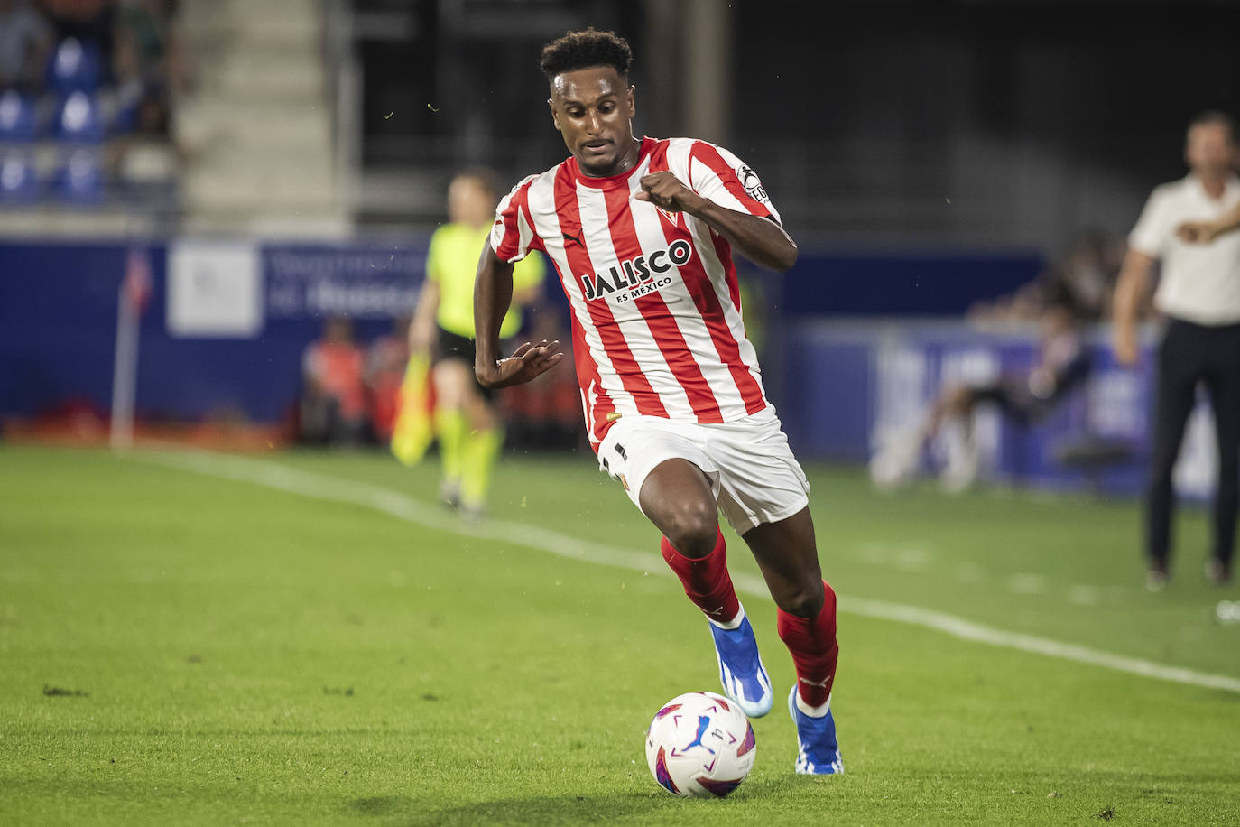 Las mejores imágenes del Huesca - Sporting