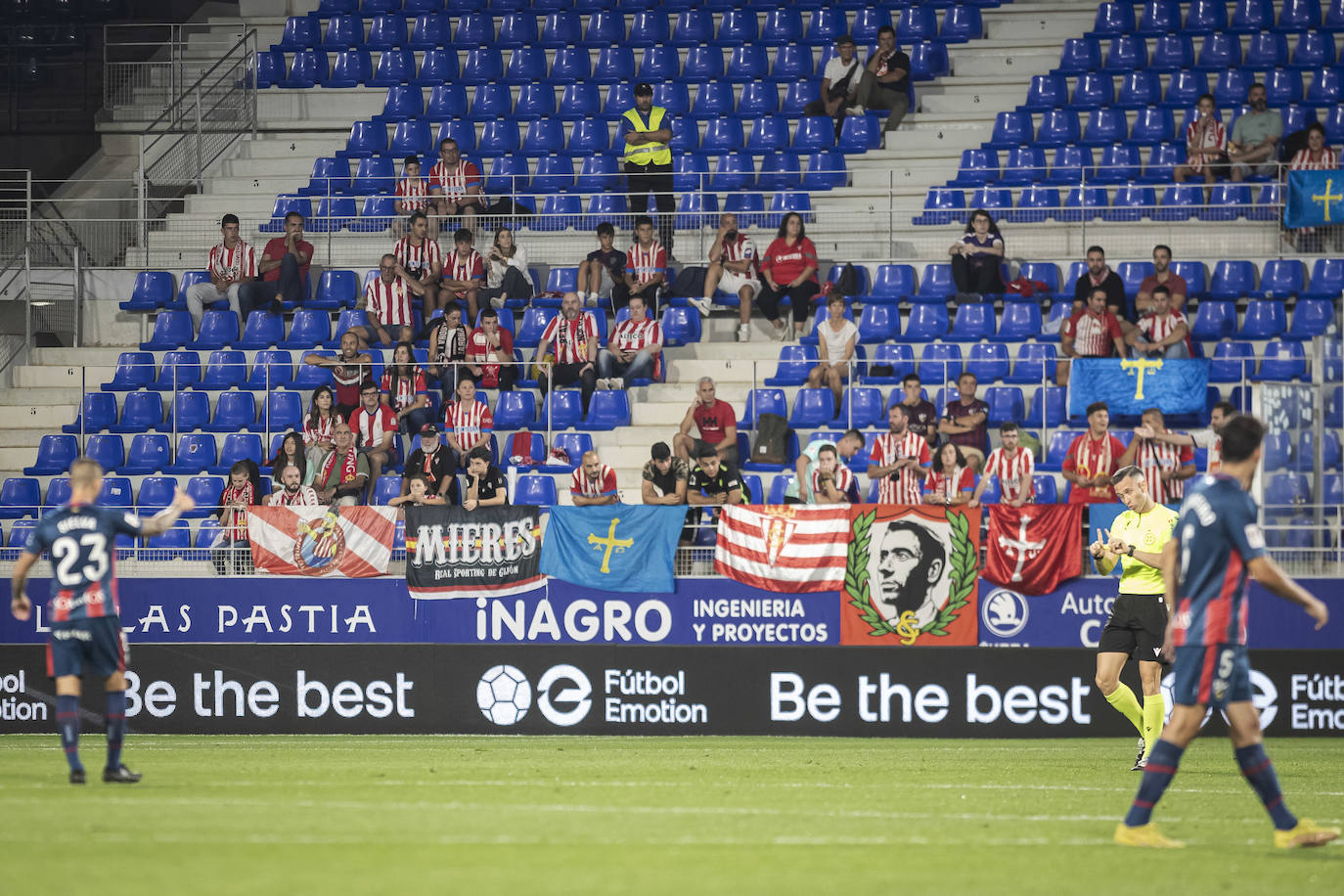 Las mejores imágenes del Huesca - Sporting