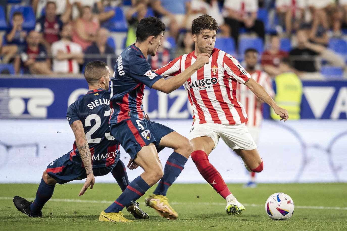 Las mejores imágenes del Huesca - Sporting