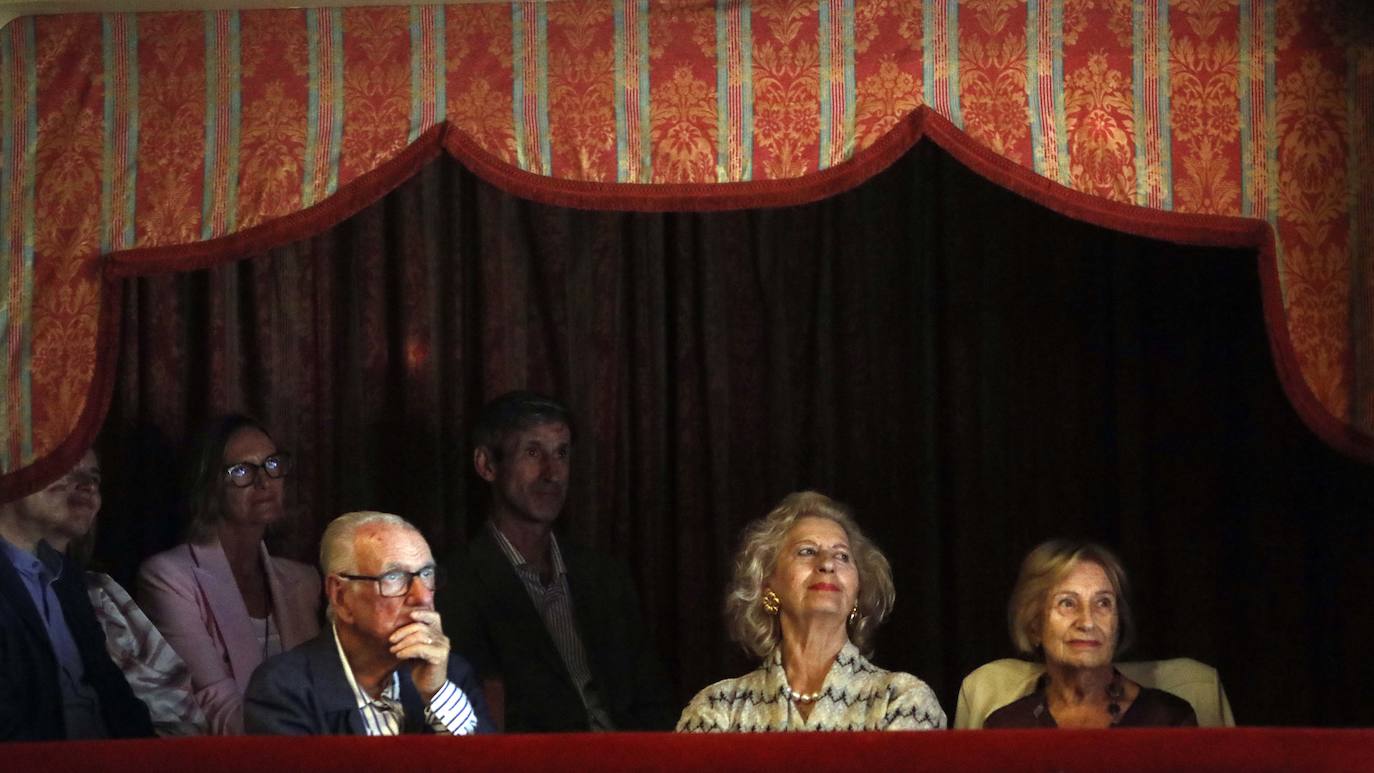 La empresa familiar rinde homenaje a «los cien primeros años de ALSA»