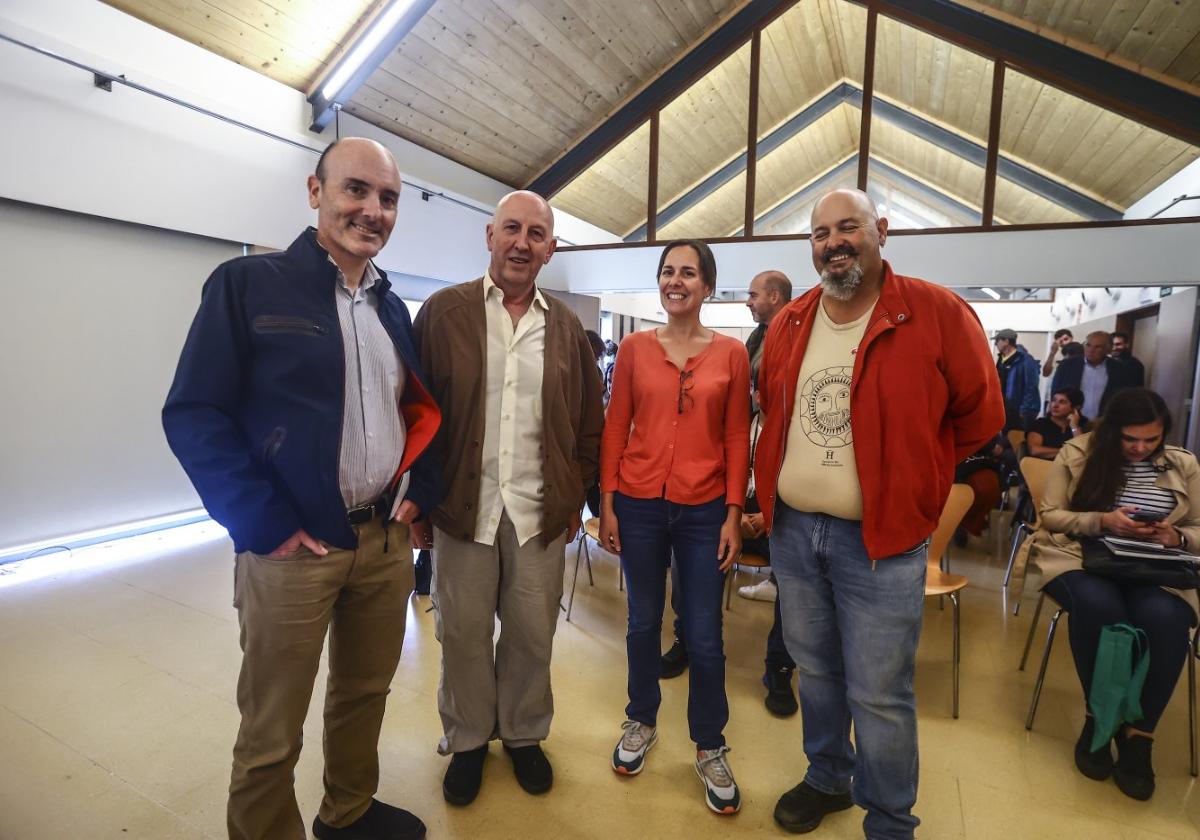 Pablo León, Carlos Henrique Fernández, Eulalia María Vázquez y Víctor Manuel Suárez.