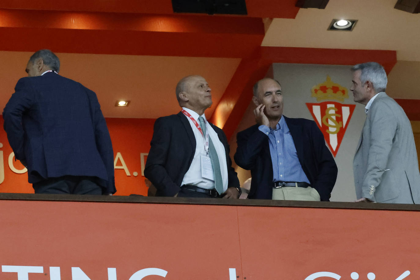 ¿Estuviste en el Sporting - Elche? ¡Búscate!
