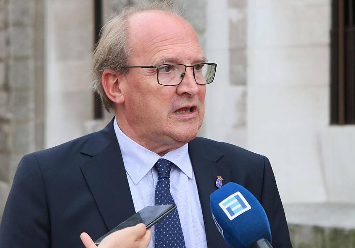 Cuervas-Mons responde a Lastra que el PP es un partido serio y cumple con lo pactado