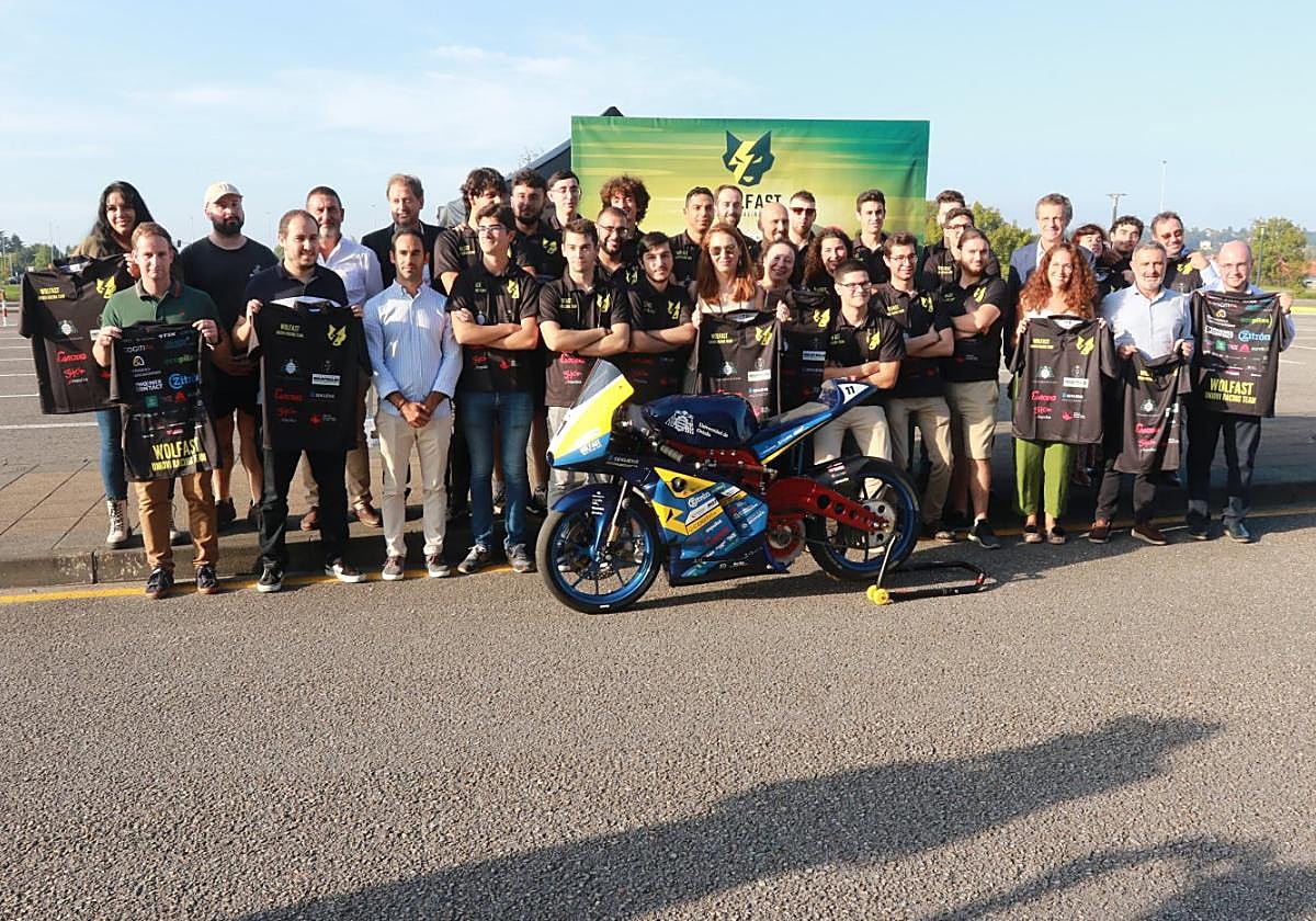 Presentación de la moto con la que el equipo Wolfast Uniovi participará en Motostudent.
