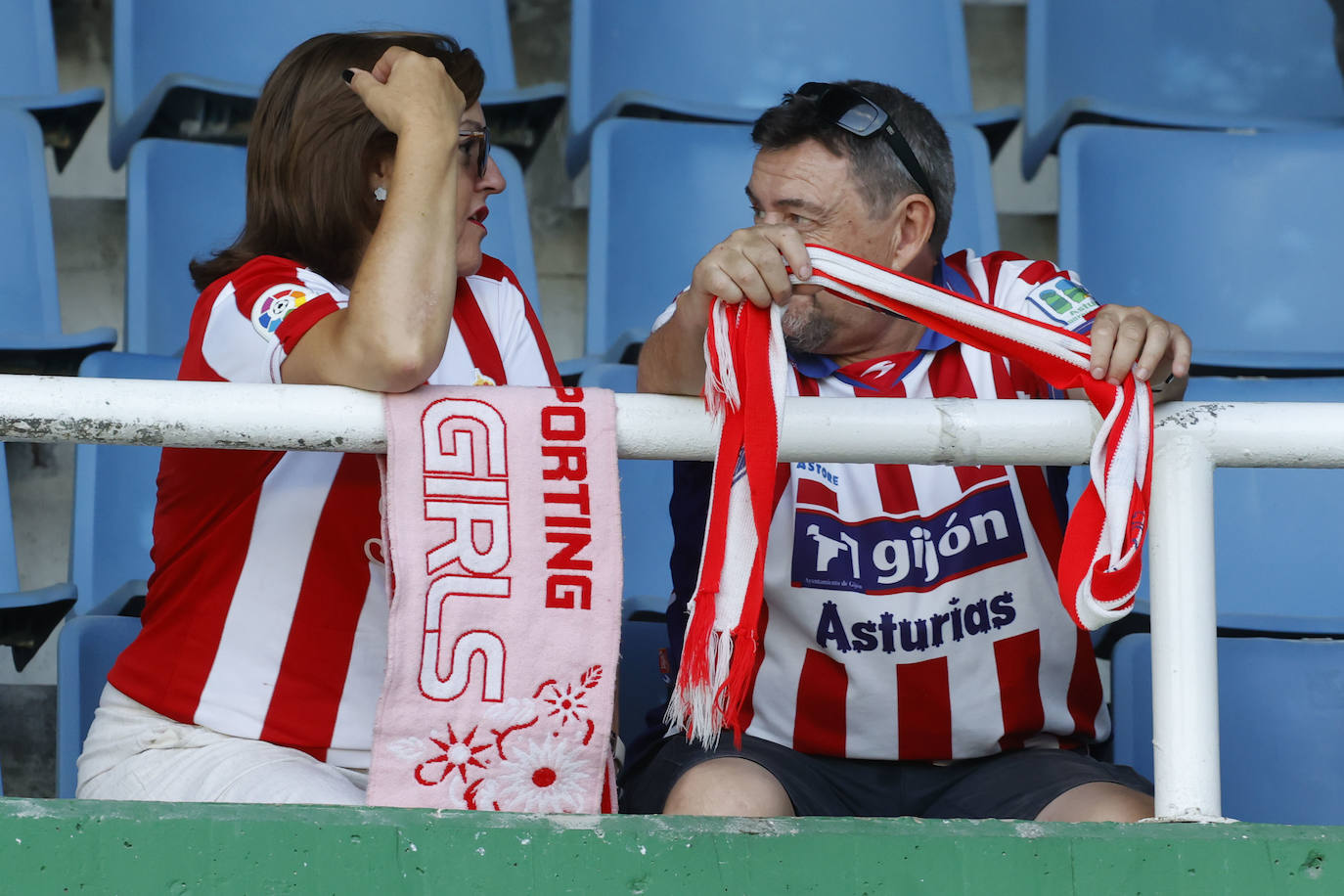 ¿Estuviste en el Racing de Santander - Sporting? ¡Búscate en las fotos de El Sardinero!